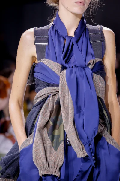 Look 9